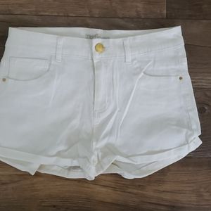 White stretch short